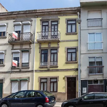 Zd Moreira Flats C Porto