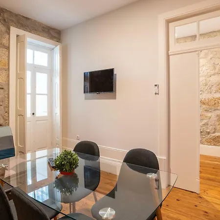 Zd Moreira Flats C By Portoproperties4you * Porto